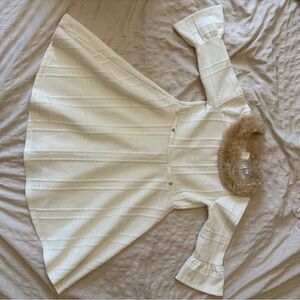 Chic Cream Dress with Faux Fur Collar